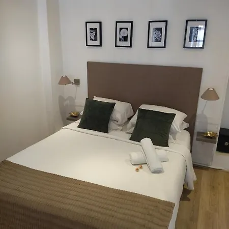 Hotel Le Petit Faubourg Beaune (Cote d'Or)