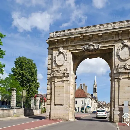 Otel Le Petit Faubourg Beaune (Cote d'Or)