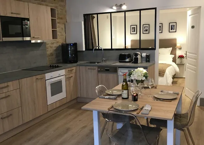 Отель Le Petit Faubourg *