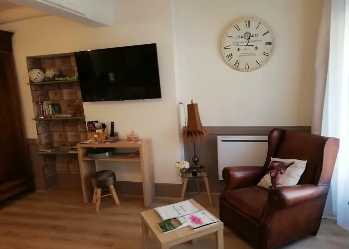 Le Petit Faubourg Beaune (Cote d'Or)